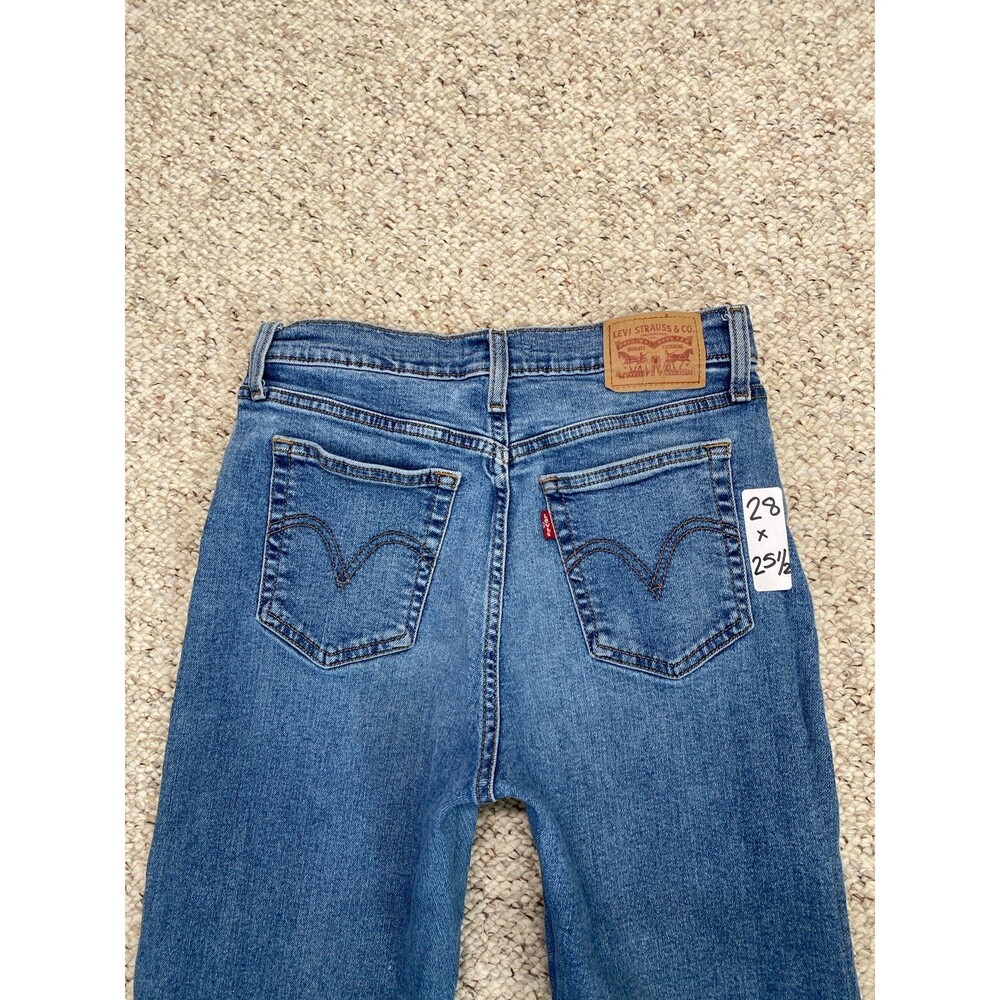 Levi’s Wedgie Straight High Rise Crop Button Fly Women's Jeans Size 28 - Picture 4 of 10